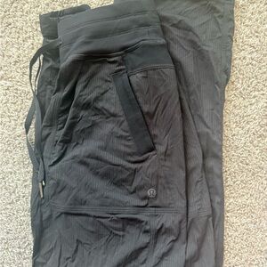 lululemon athletica Women’s Dance Studio Pants Size 2 *short version*